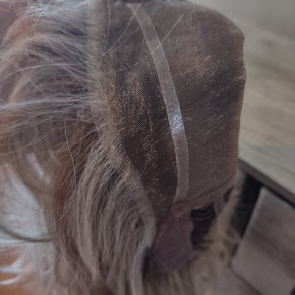 Raquel Welch, Selfie Mode, Shaded Biscuit - Picture 6 of 6